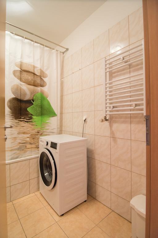 Center Ház Apartman Boedapest Buitenkant foto